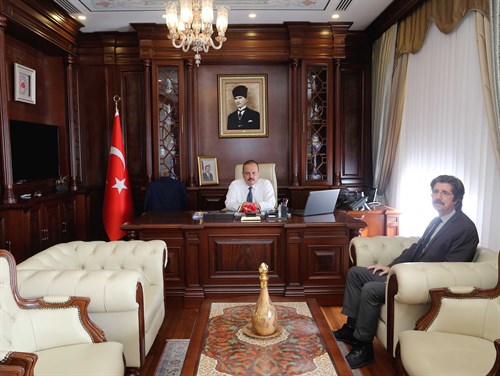 Uludağ Üniversitesi Rektör Yardımcısı Yılmaz'dan Vali Canbolat'a Ziyaret