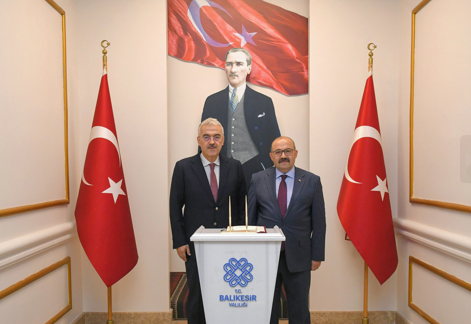 Vali Ayyıldız'dan Balıkesir Valisi Ustaoğlu’na Ziyaret 
